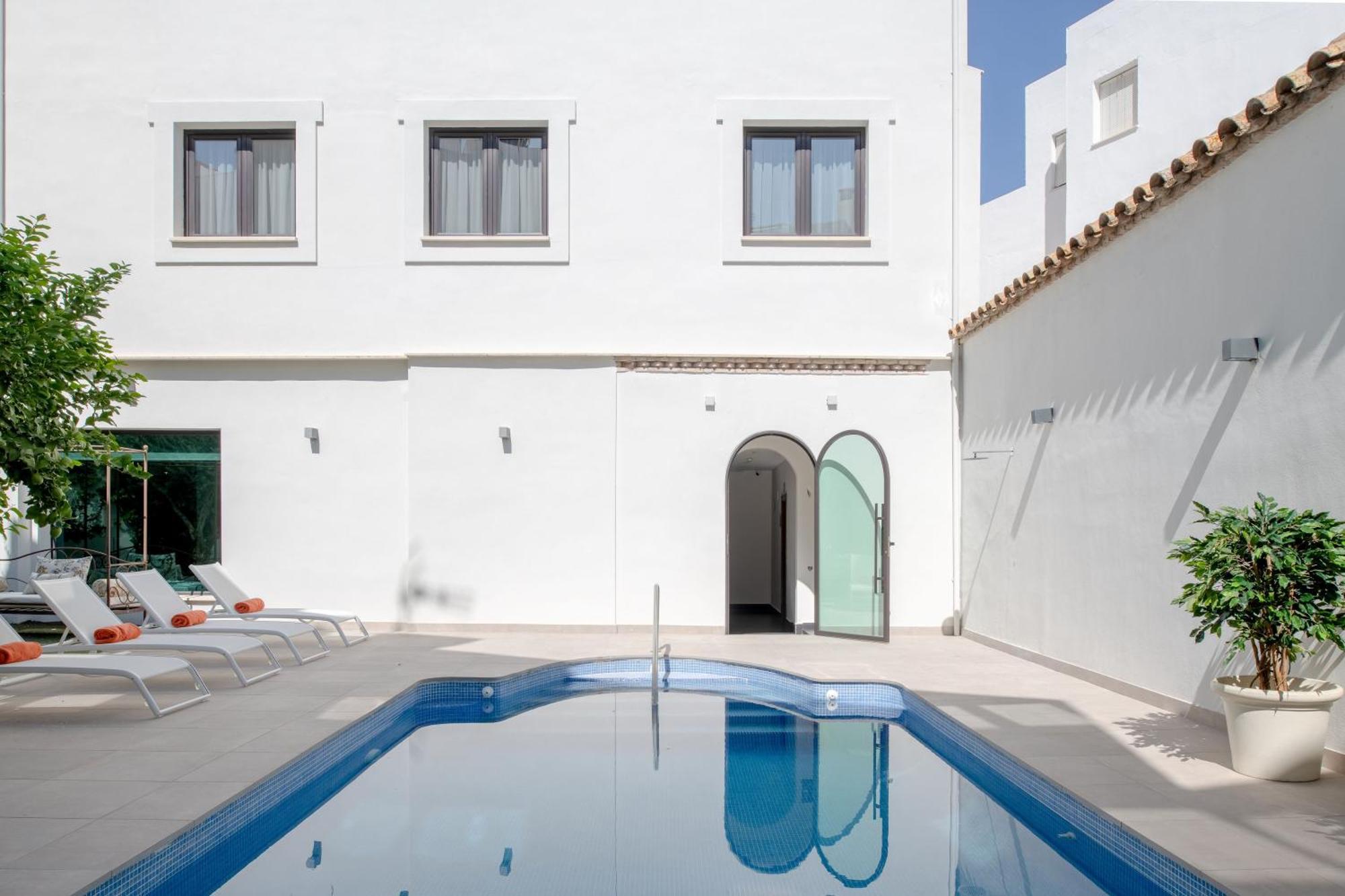 Hotel Infanta Leonor Ecija Exterior photo